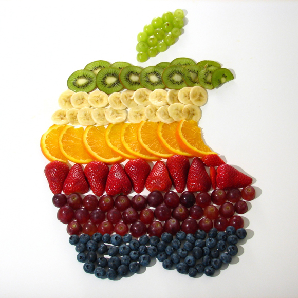 photography-inspiration-retro-apple-logo-fruit-salad