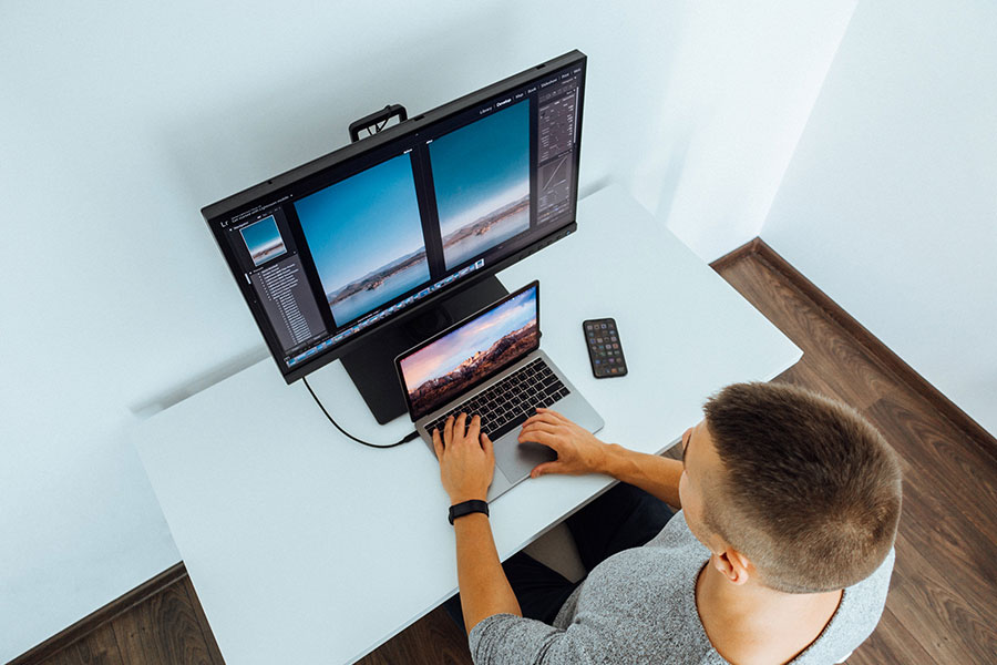 BenQ SW271