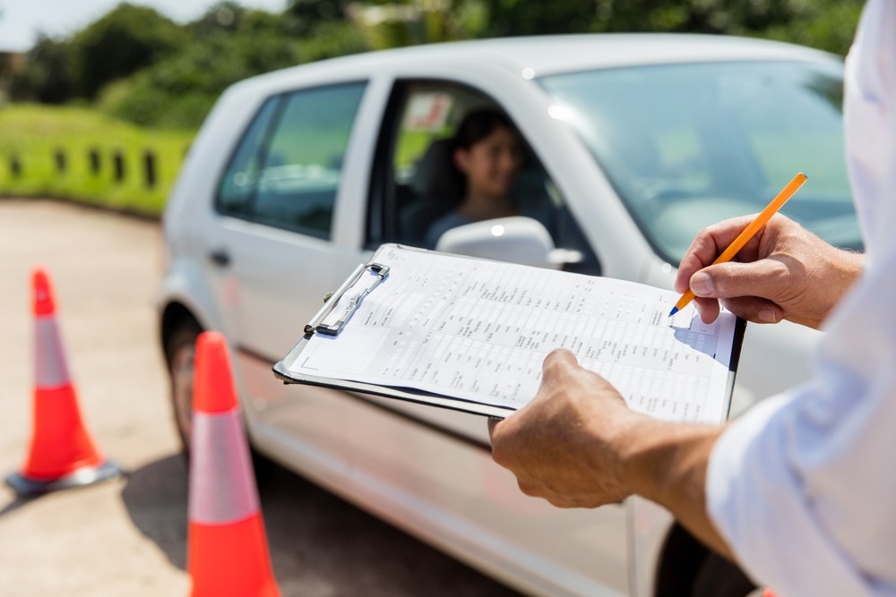 6 Most Common Mistakes To Avoid During Your Driving Test Iniwoo