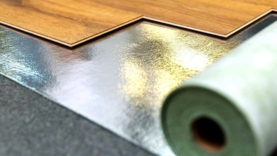Какая подложка под виниловый ламинат. Подложка под линолеум. Спс ламинат. Flooring Underlayment. Какую подложку взять 5 или 8 мм